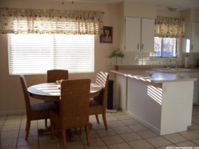 9902 S 2240 E, Sandy, UT 84092 — photo 4