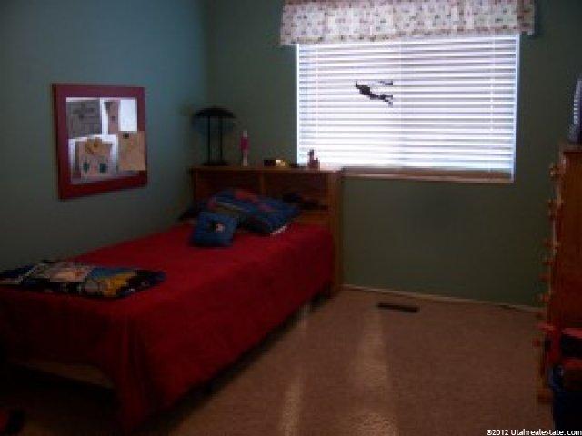 9902 S 2240 E, Sandy, UT 84092 — photo 6