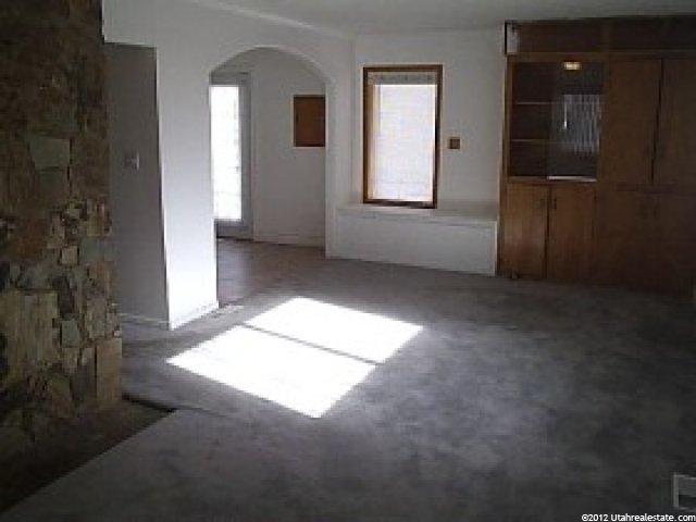 4972 S 2575 W, Roy, UT 84067 — photo 3