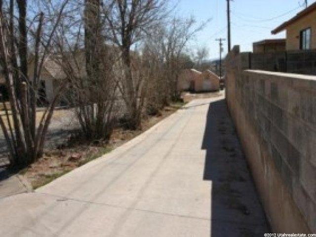 341 W Diagonal St, St. George, UT 84770 — photo 3