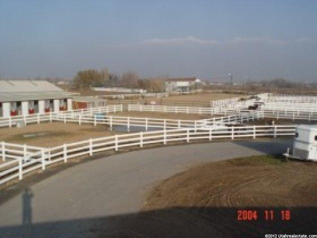 897 S Angel St, Layton, UT 84041 — photo 2