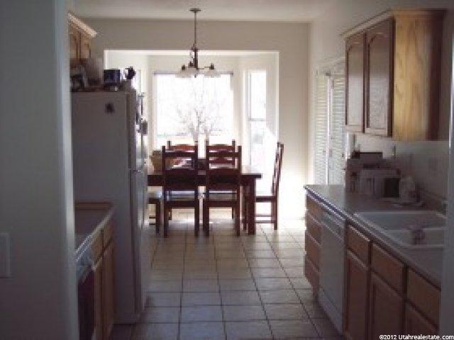 7507 S 2050 E, South Weber, UT 84405 — photo 3