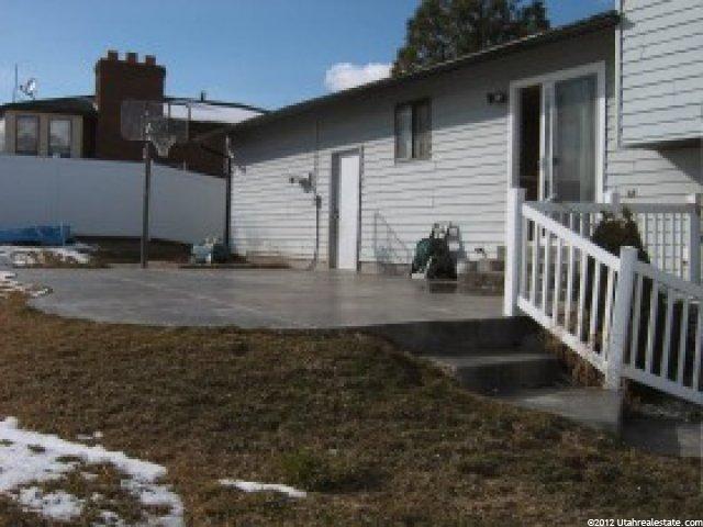 797 W 3900 S, Riverdale, UT 84405 — photo 2