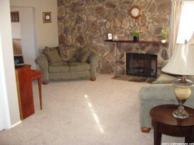 681 N Apple Cir E, Price, UT 84501 — photo 2