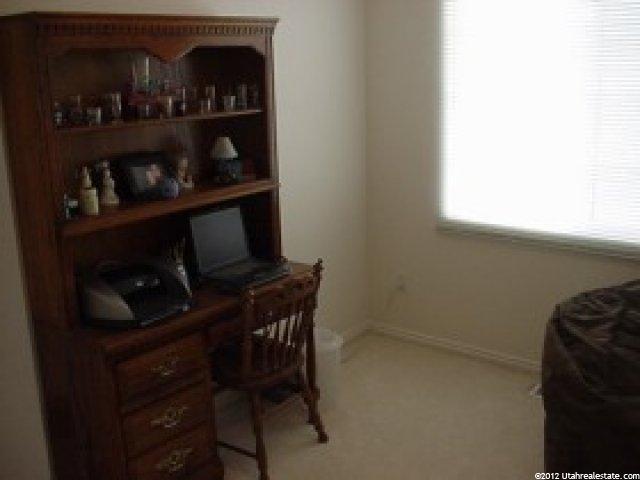 1741 N 2225 W, Clinton, UT 84015 — photo 4