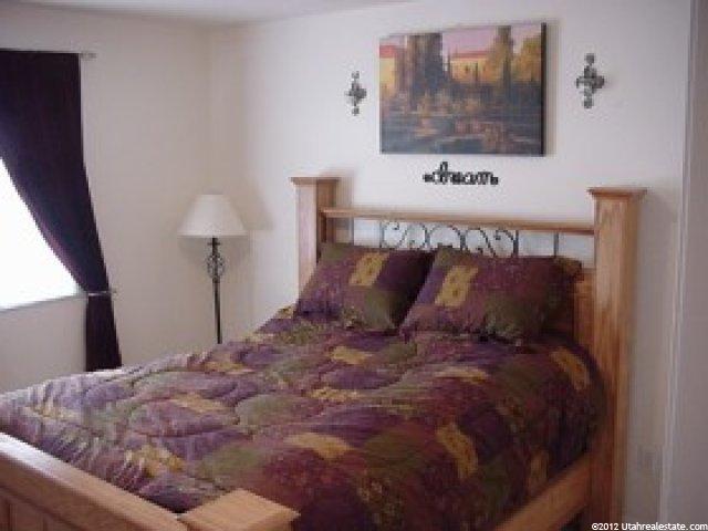 1741 N 2225 W, Clinton, UT 84015 — photo 6