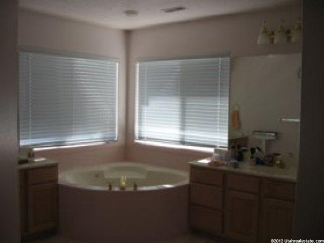 28 E 1820 S, Orem, UT 84058 — photo 4