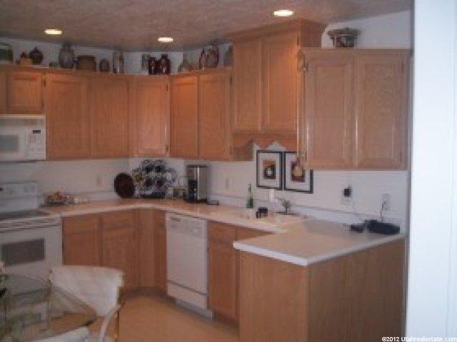 184 Park Shadows Cir, Bountiful, UT 84010 — photo 2