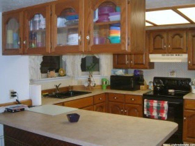 5381 S 5250 W, Hooper, UT 84315 — photo 2