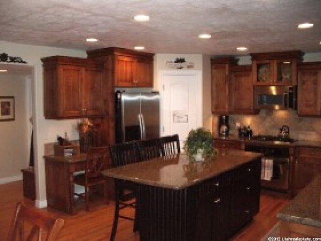 4557 Cambridge Ct, Bountiful, UT 84010 — photo 4