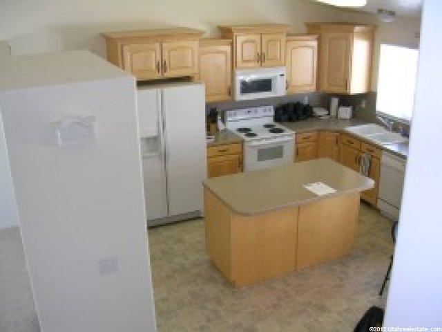 4617 S 3025 W, Roy, UT 84067 — photo 5