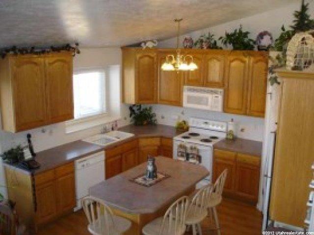894 W 4150 S, Riverdale, UT 84405 — photo 5