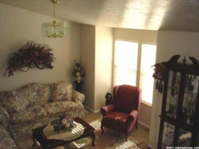 894 W 4150 S, Riverdale, UT 84405 — photo 3