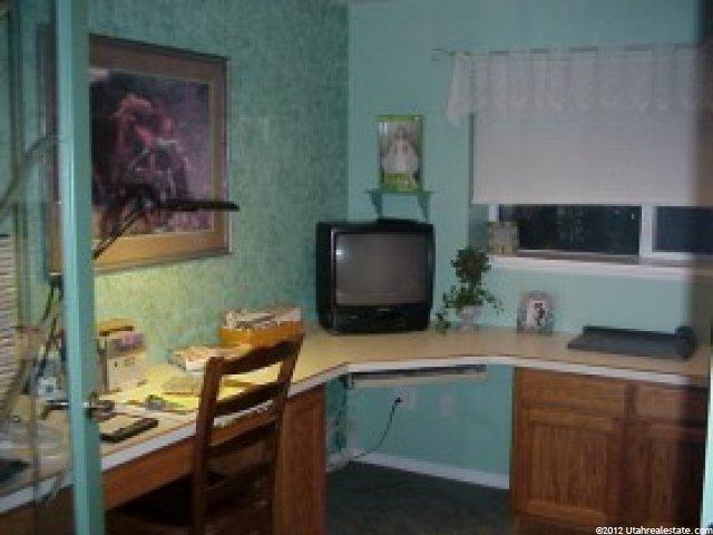 4063 W 5000 S, Roy, UT 84067 — photo 8