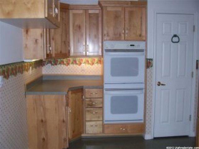 223 S 1400 E, Logan, UT 84321 — photo 5