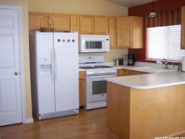 1432 N 250 W, Layton, UT 84041 — photo 2
