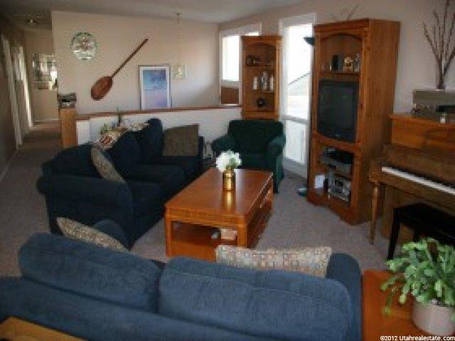 6302 S Howey Dr, Holladay, UT 84121 — photo 7