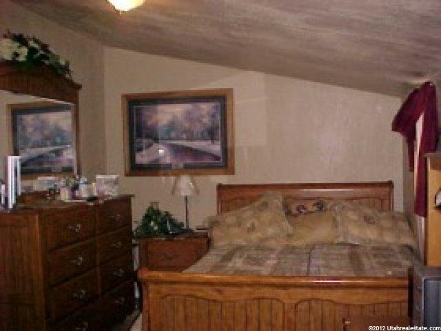319 Parry St, Ogden, UT 84404 — photo 3