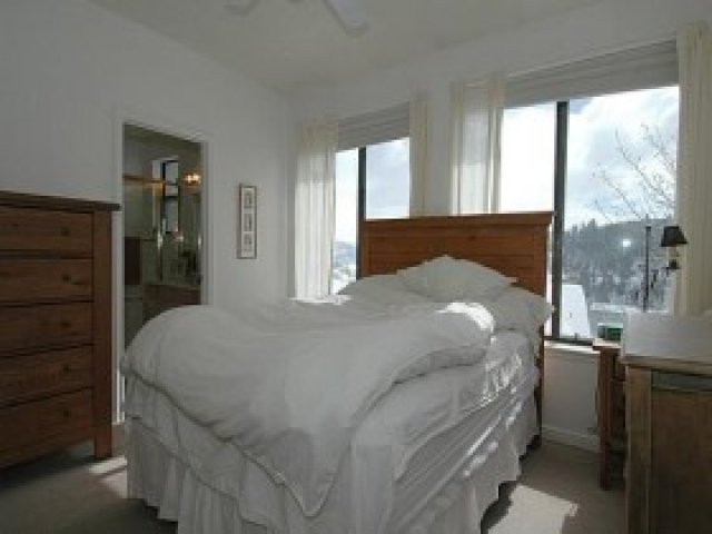 8524 Southridge Dr, Park City, UT 84098 — photo 7