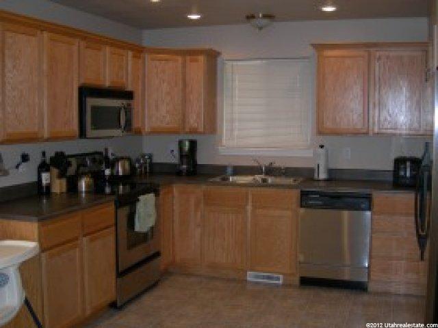 1898 Boulder St, Eagle Mountain, UT 84043 — photo 2