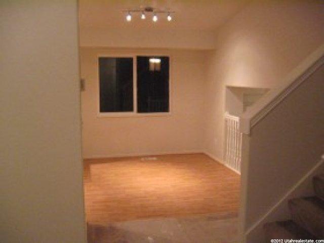 798 W 1420 N, Clinton, UT 84015 — photo 3