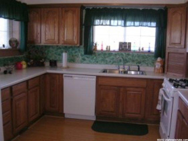 185 N 200 E, Fairview, UT 84629 — photo 2