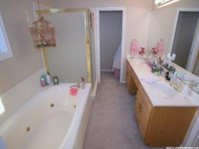 8691 S Glider Ln E, Sandy, UT 84093 — photo 8