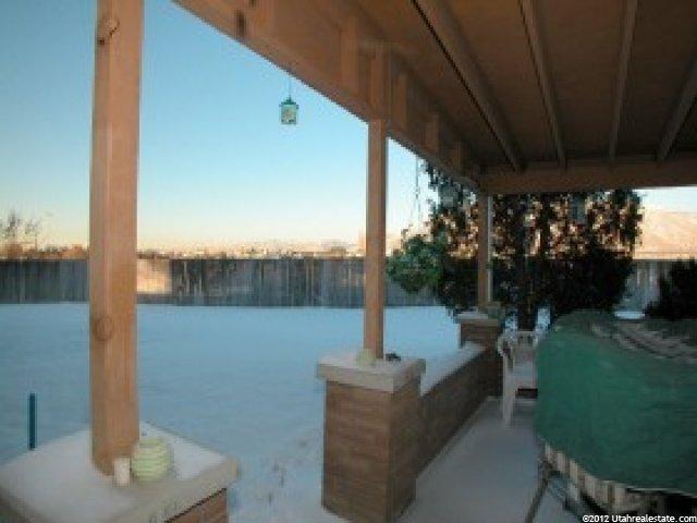 8691 S Glider Ln E, Sandy, UT 84093 — photo 9