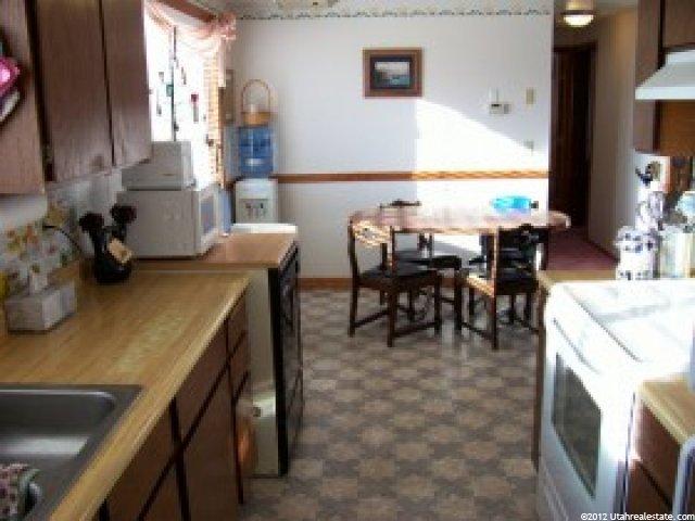 330 S 100 E, Delta, UT 84624 — photo 4