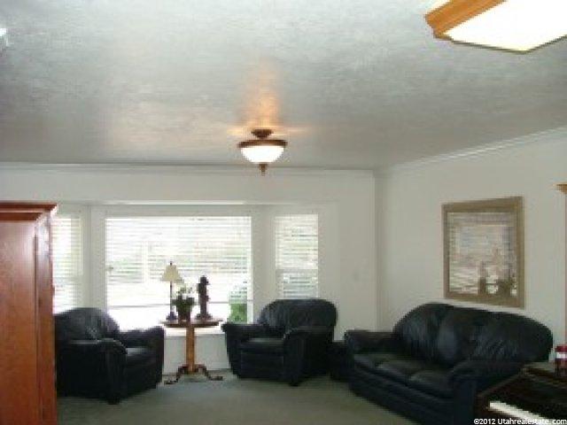 98 Cottonwood Dr, Centerville, UT 84014 — photo 2