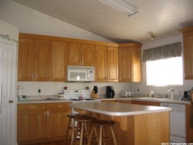 262 Eaglebrook Dr, Sandy, UT 84070 — photo 2