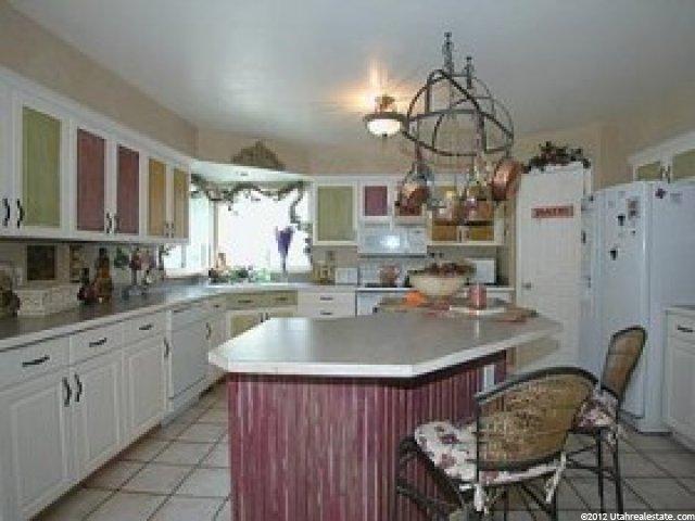 3105 E Timber Crest Cv, Sandy, UT 84093 — photo 2