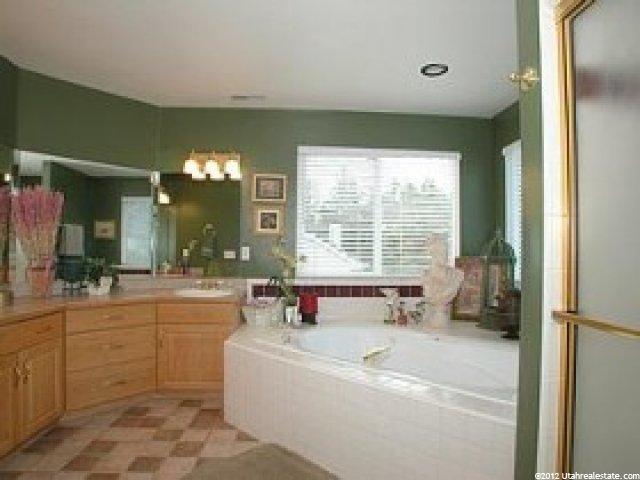3105 E Timber Crest Cv, Sandy, UT 84093 — photo 10