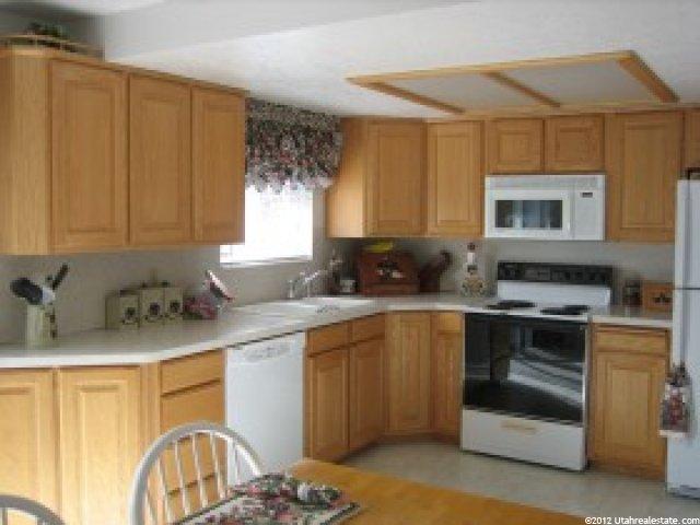 6053 S 2550 W, Roy, UT 84067 — photo 4