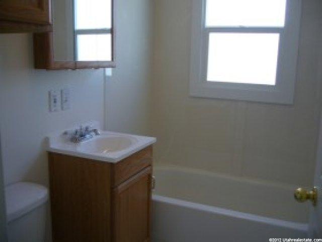 8710 Center St, Sandy, UT 84070 — photo 3