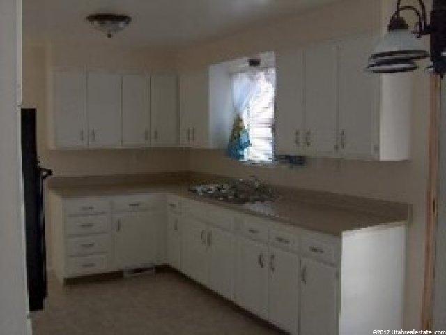 265 N 7th St, Tooele, UT 84074 — photo 4
