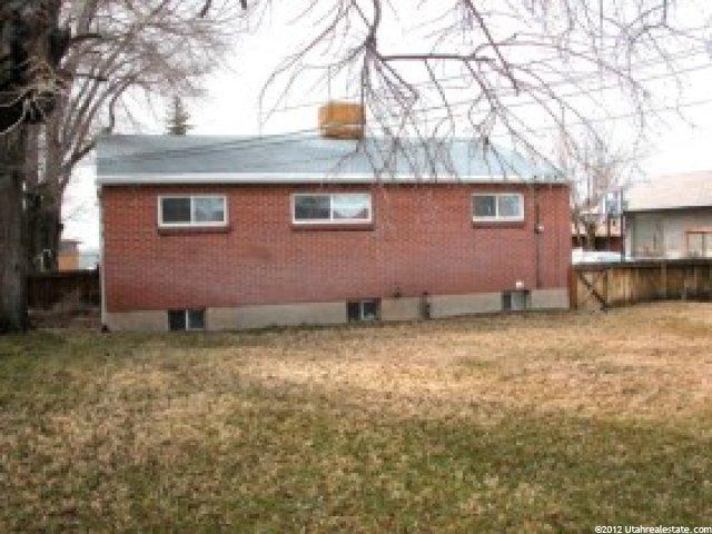 363 Marilyn Dr, Clearfield, UT 84015 — photo 2