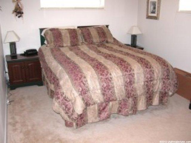 363 Marilyn Dr, Clearfield, UT 84015 — photo 5