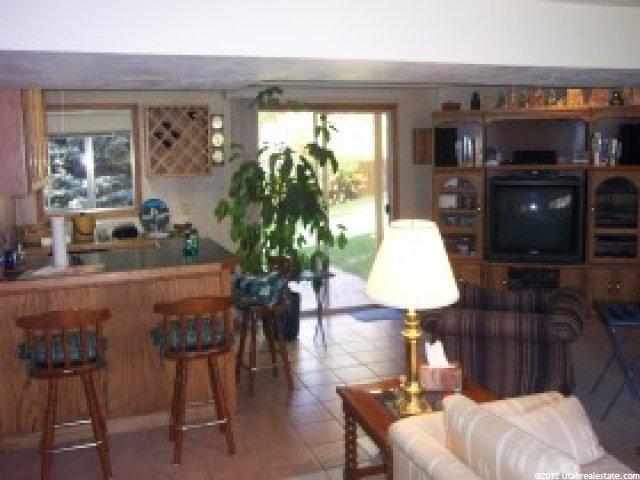 5063 S Shawnee Ln E, Ogden, UT 84403 — photo 6