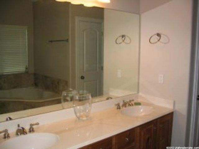 7765 Unionwood Dr, Midvale, UT 84047 — photo 6