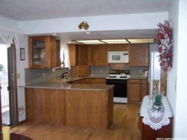 437 E 3325 N, North Ogden, UT 84414 — photo 3