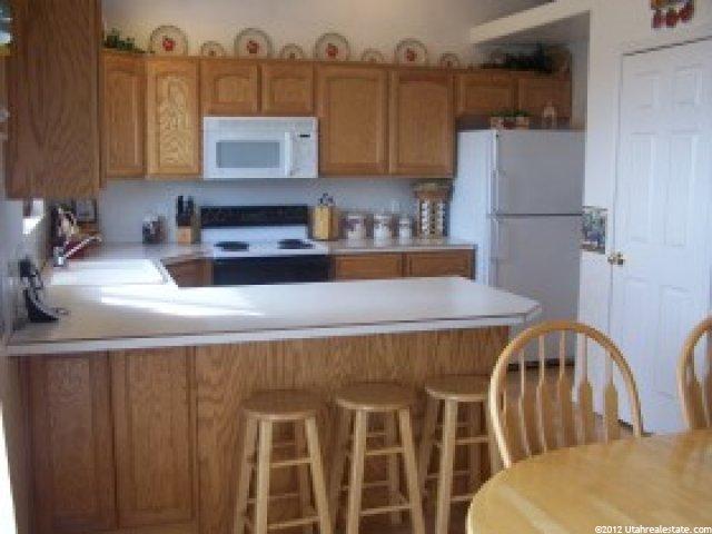 141 W 1100 N, Harrisville, UT 84404 — photo 2