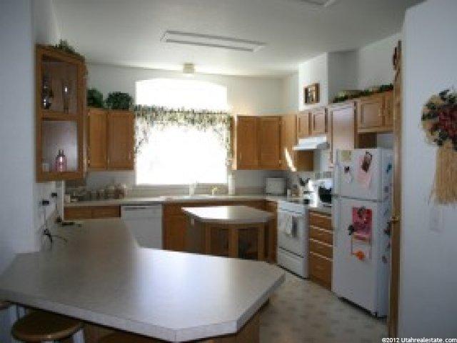 690 E 200 N, Mt Pleasant, UT 84647 — photo 2