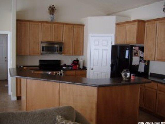 3428 Jupiter Hills Dr, Syracuse, UT 84075 — photo 3