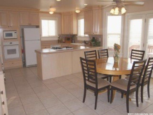 3793 Cherry Hills Cir, Syracuse, UT 84075 — photo 4
