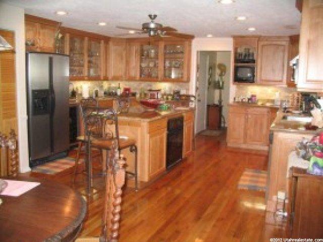 2144 S 1150 E, Bountiful, UT 84010 — photo 2