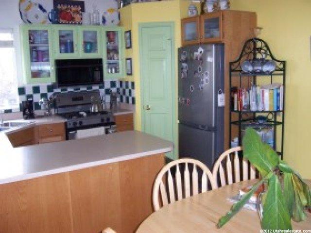 10819 Daisy Ridge Dr, Sandy, UT 84070 — photo 2
