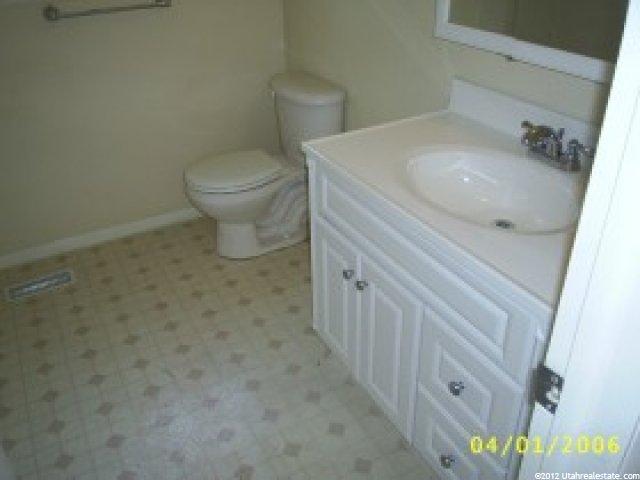 450 W 4900 S, Washington Terrace, UT 84405 — photo 9