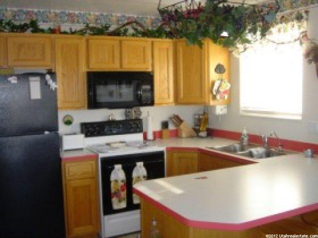 2268 W 1680 N, Clinton, UT 84015 — photo 2