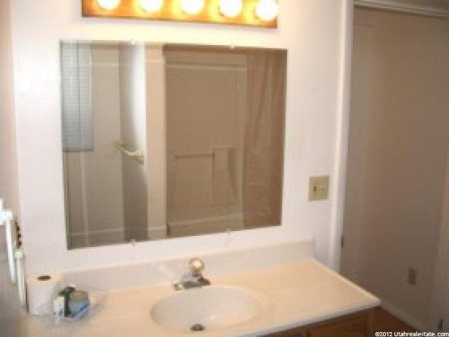 2135 N 1050 W, Layton, UT 84041 — photo 8